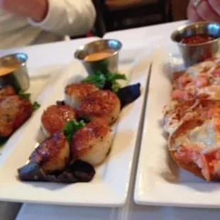 Crab Cakes, Scallops, and Bruschetta-all 3 were fabulous!