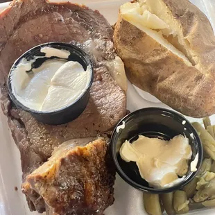 One of the last prime rib specials to go ($18 Fridays)