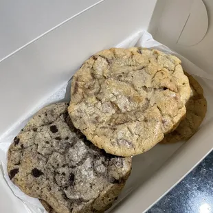 Cookies n cream and other cookies.