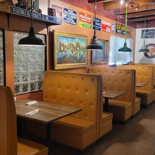 interior, donuts
