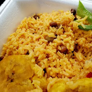 Basic but tasty rice with gandules. Would be even better if cooked with homemade sofrito, but good for fast food PR food truck.