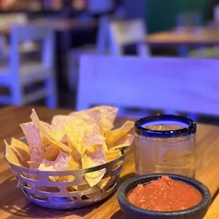 Fresh Chips &amp; Salsa (must get!!) IG: @ammysalamii