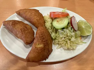 El carbonero restaurant and pupuseria