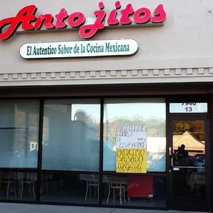 Antojitos Domis, 7940 Michigan Road, October 2011.