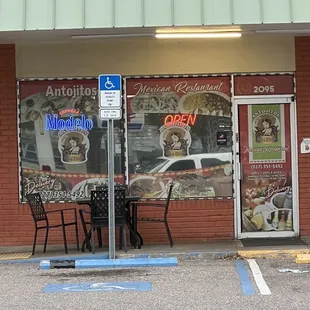 Don't let the tiny exterior concern you. This place is fantastic and friendly!