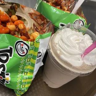 Tostilocos, milkshake de chocolate