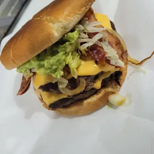 a cheeseburger