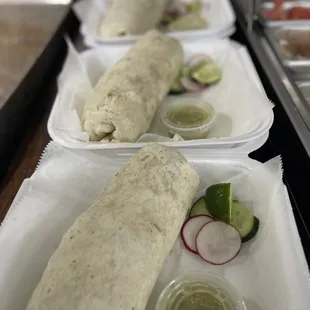 Burros de azada,pastor,chorizo,pollo y campechano