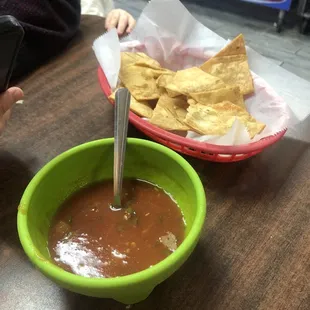 Fresh chips and salsa - definitely home made!