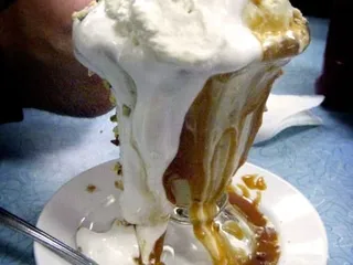 Leatherby's Family Creamery