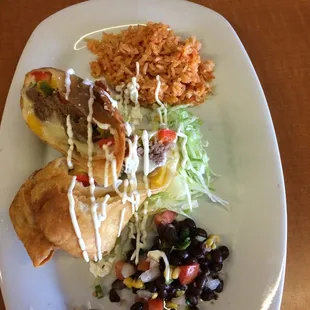 Chimichanga de Carne o Pollo   Chicken or beef