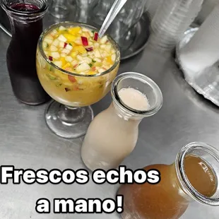 Horchata, jamaica, tamarindo, ensalada