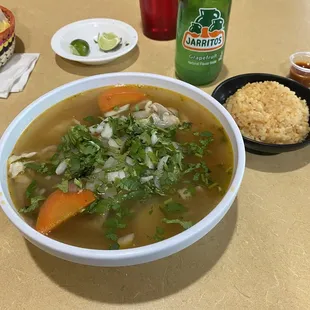 Caldo de Pollo
