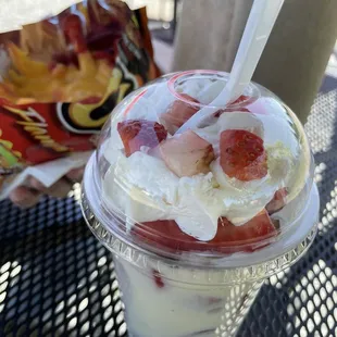 Fresas y Crema, Hotcheetos con queso