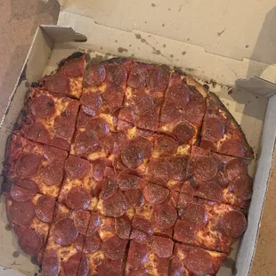 Burnt pizza- over cooked, dry &amp; flavorless