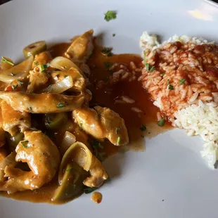 The Green Olive - Sliced chicken breast, green olives, onions and peppers in a lemon garlic Worcestershire sauce.