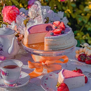 Hazelnut Strawberry Mille Crpes - 7.5 Inch (Copy)