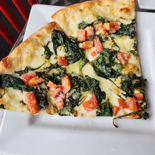 2 slices of tomato &amp; spinach