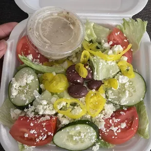 "Greek salad"