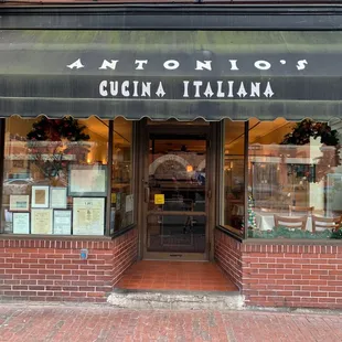 the entrance to the restaurant