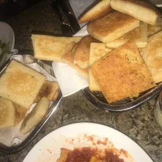 Our Famous Baked Bread Basket