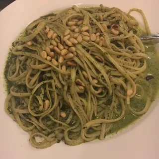 Linguine al Pesto