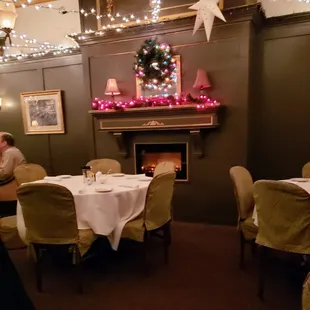 Good example of the beautiful dinning room