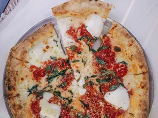 V Pizza - Lake Buena Vista