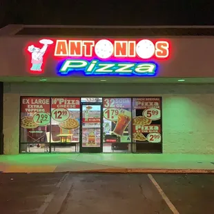 I have a video of the distressful rude owner  and my experience however was unable to post