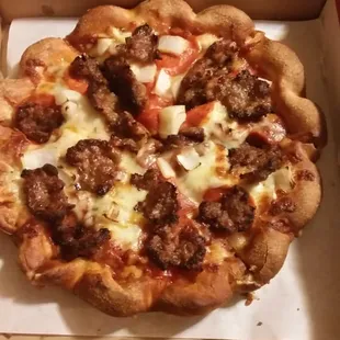 Small pepperoni, extra sausage, lite onion, lite sauce and we&apos;ll done