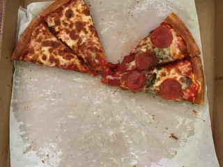 East Of Chicago Pizza