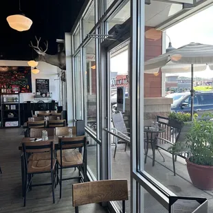 Inside &amp; Outside of Antonio's