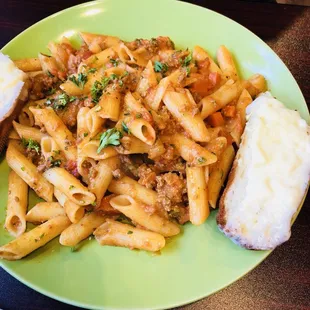 Penne Bolognese GF with  GF Garlic Bread with Cheese