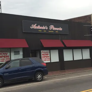 Formerly the very popular Hifi of Dorchester reopened under new ownership, offering a large variety on menu, great prices &amp; a cozy setting.