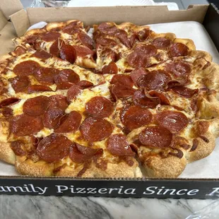 Are wavy crust pizza's an Ohio thing?