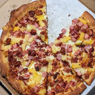 Maui Wowii Pizza