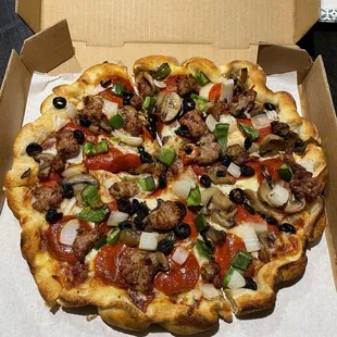 Supremo Deluxe w Black Olives added