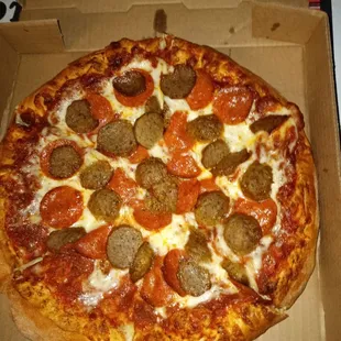 14 inch pepperoni and meatballs