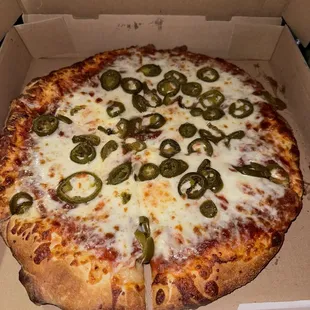 Medium 12&apos; Cheese Pizza + Jalapeños