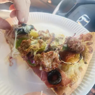 The Supreme with pineapple and jalapeño! Mmmmm! The best ever!