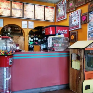 Walk Up Order/Pick Up Counter