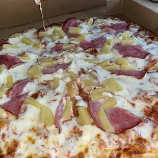 Hawaiian Pizza