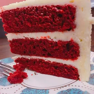 RED VELVET CAKE