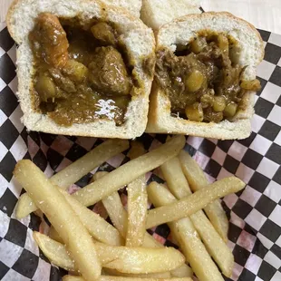 Chicken Masala Bunny Chow