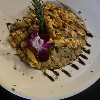 Rigatoni con Petit de Pollo