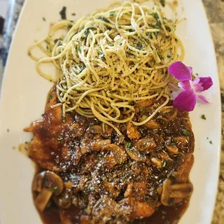 Pollo Marsala Mona Lisa
