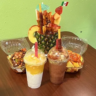 Pepino loco ,  Coco and Mango raspado,       Pepinada, contenedor de  mango,  Pina loca