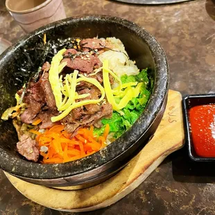 Hot stone Dolsot Bibimbap Lunch