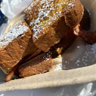 french toast with bacon and powdered sugar