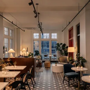 the interior of a restaurant